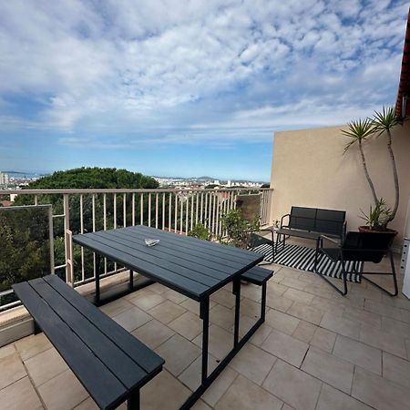 Appartamento T4 Avec Terrasse Et Garage Prive Tolone Esterno foto