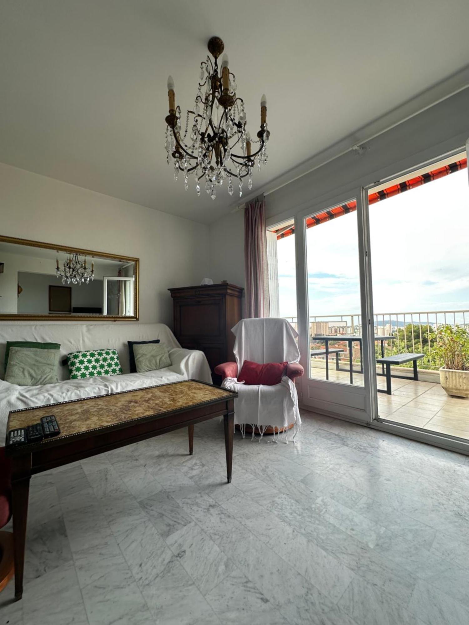 Appartamento T4 Avec Terrasse Et Garage Prive Tolone Esterno foto