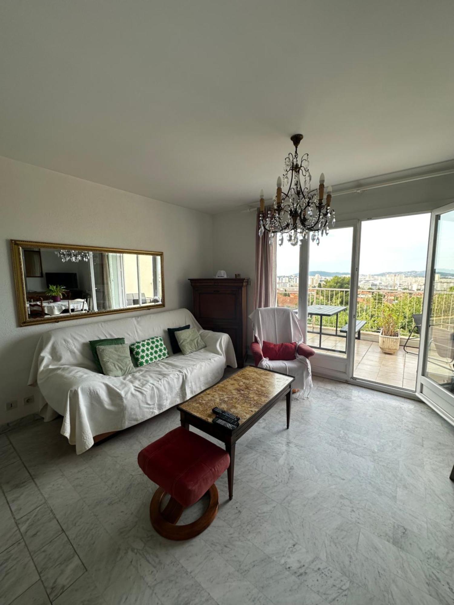 Appartamento T4 Avec Terrasse Et Garage Prive Tolone Esterno foto